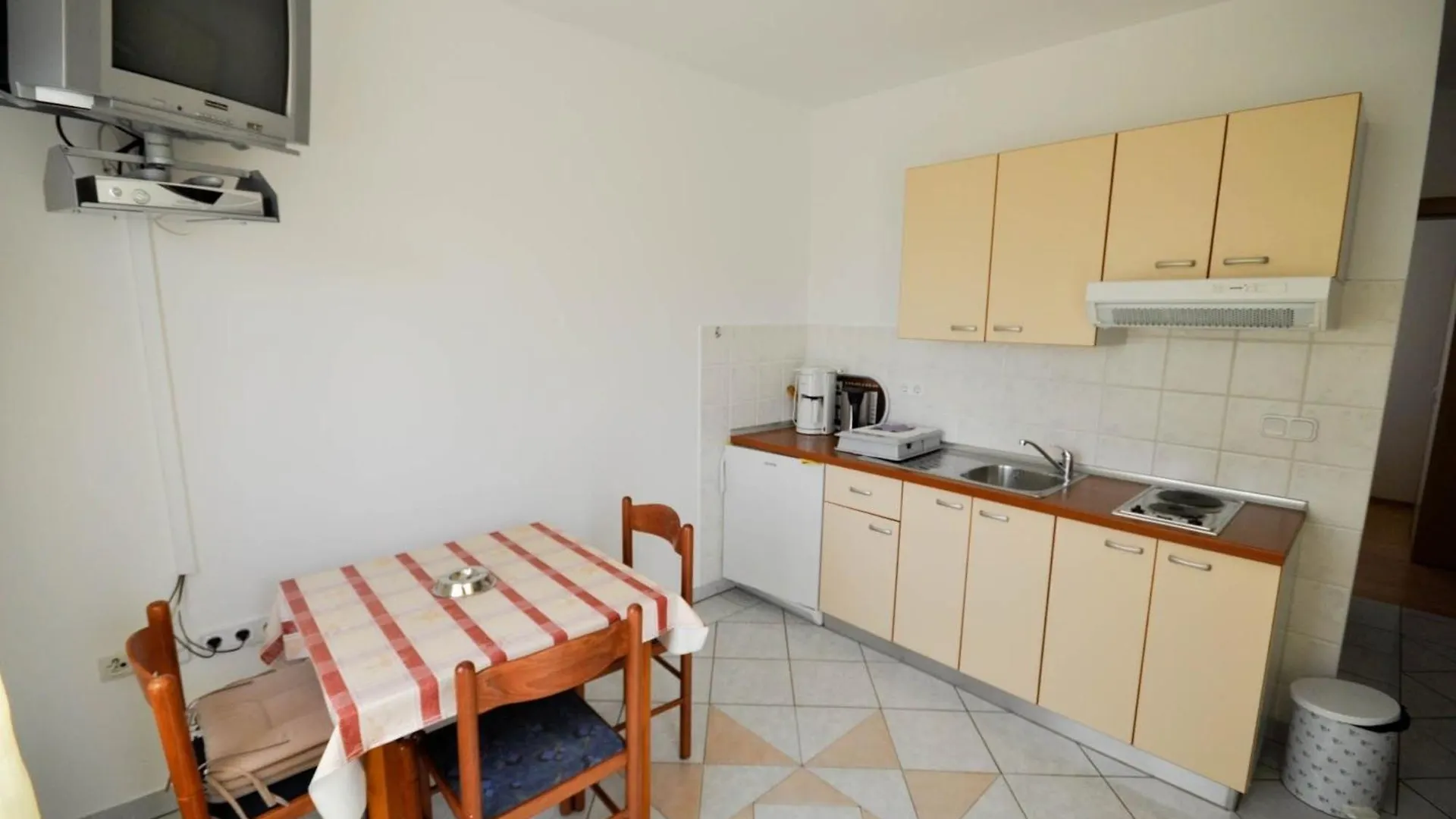 Ferienwohnung Fuer 2 Personen 30 M2 In Novigrad, Istrien Karpinjan